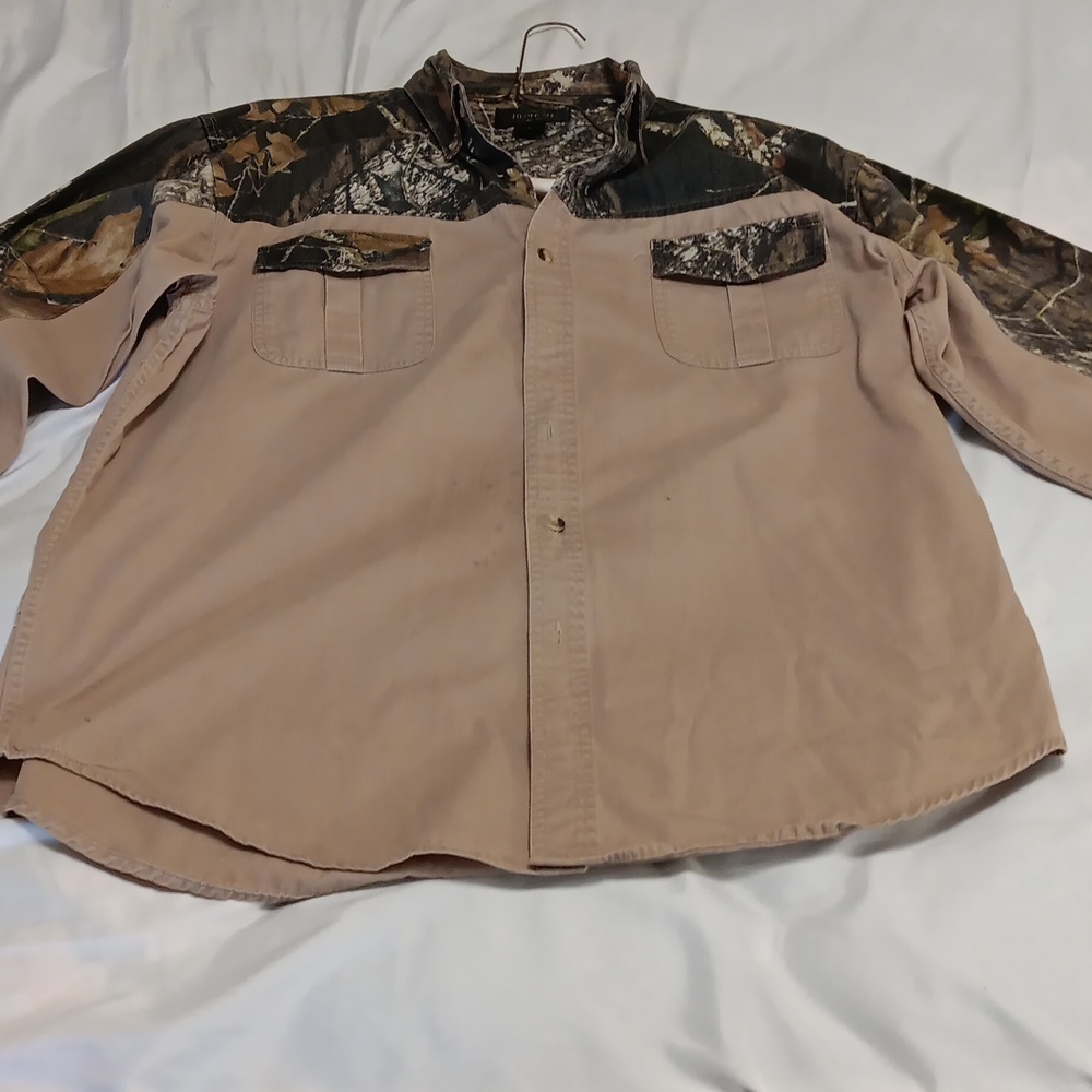 Red head large mens camo tan and real tree